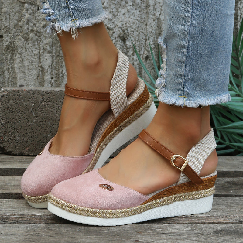 Espadryle damskie | koturn, plecione detale