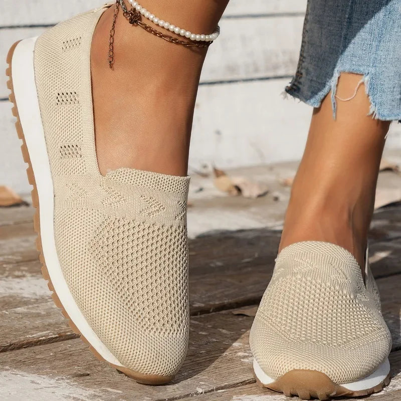 Buty wsuwane damskie | siateczkowa cholewka
