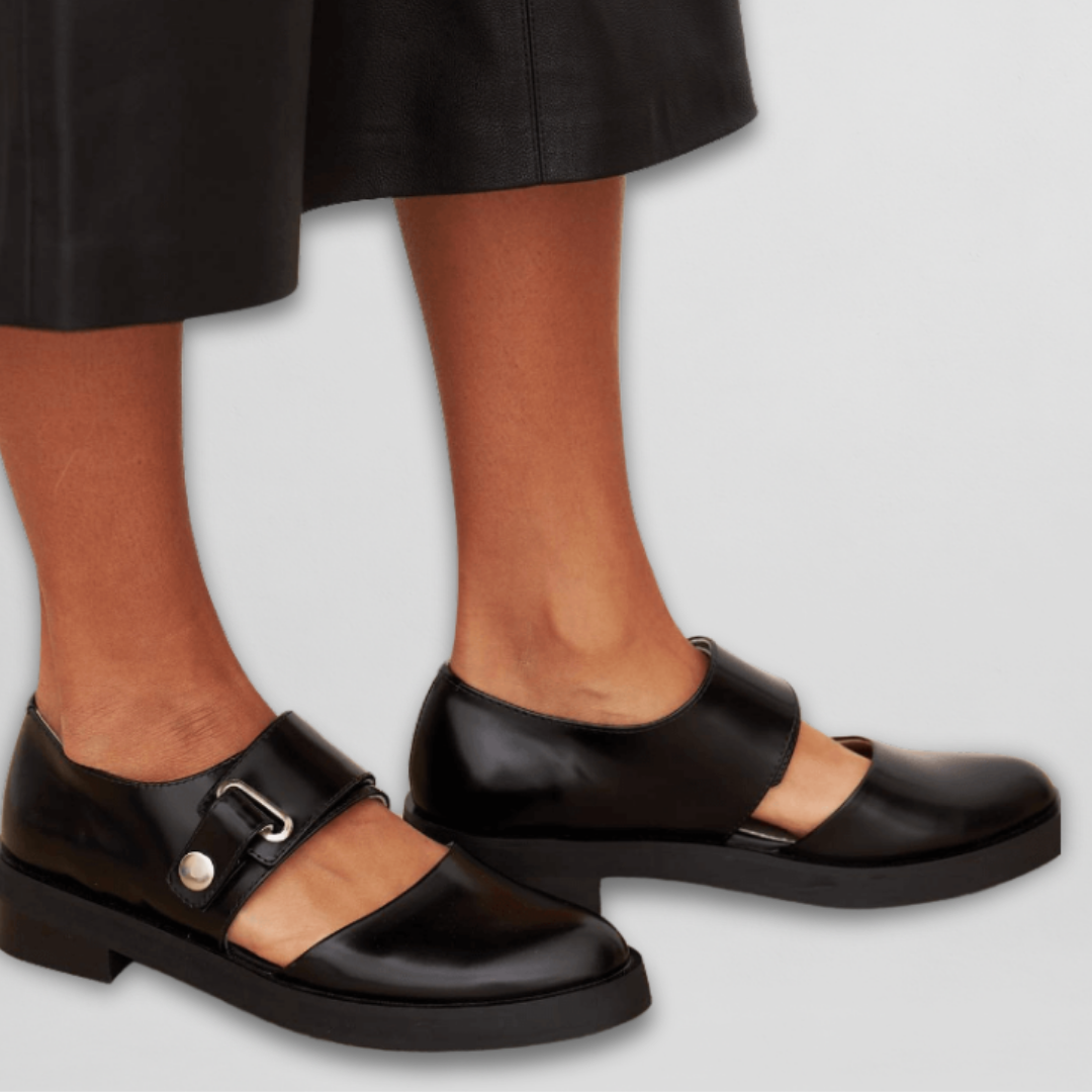 Buty damskie z paskiem | regulowana klamra, mały obcas