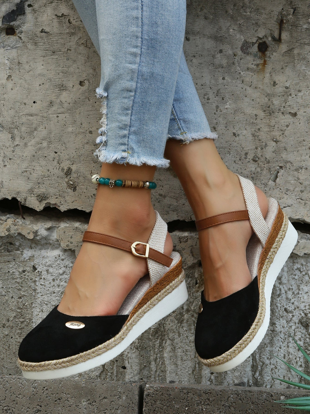 Espadryle damskie | koturn, plecione detale