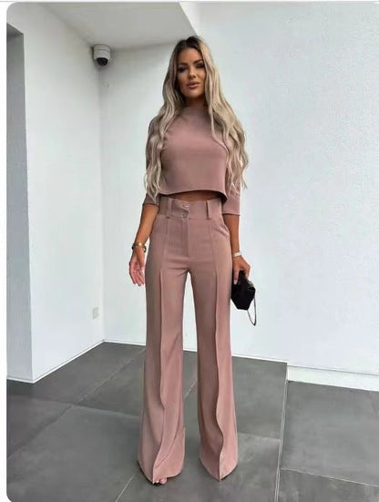 Isabela - Garnitur damski | Top z ukrytym zamkiem, spodnie z szerokimi nogawkami | Elegancki styl do biura