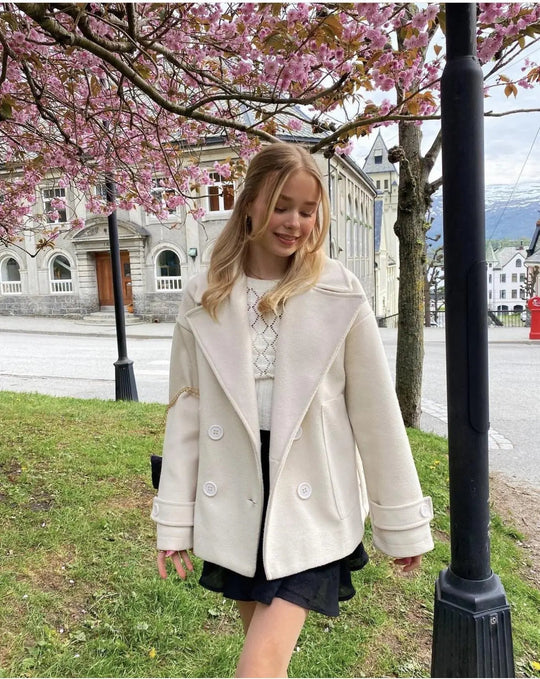 Alina - Płaszcz damski z podwójnym zapięciem | Dopasowany krój, elegancki kołnierz | Klasyczny styl na jesień