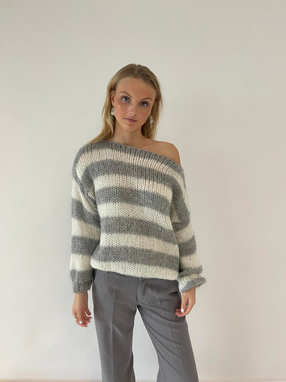 Sweter damski | okrągły dekolt, prosty krój