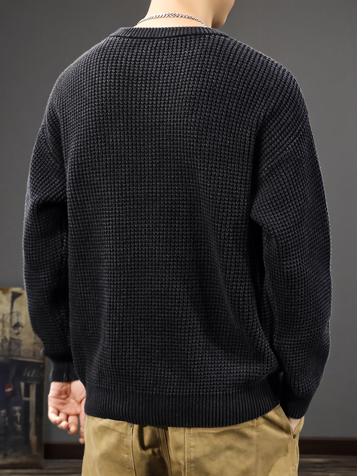 Sweter męski | teksturowana dzianina, okrągły dekolt