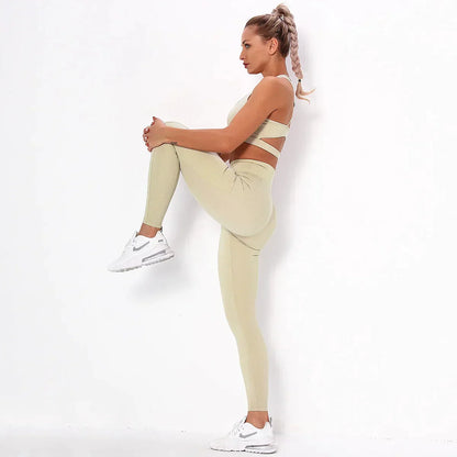 Dres sportowy damski | funkcjonalne kieszenie