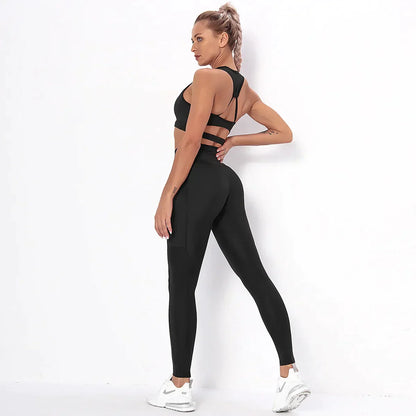Dres sportowy damski | funkcjonalne kieszenie
