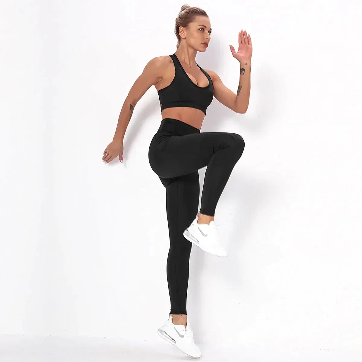 Dres sportowy damski | funkcjonalne kieszenie