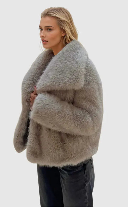 Kurtka damska ze sztucznego futra | oversize