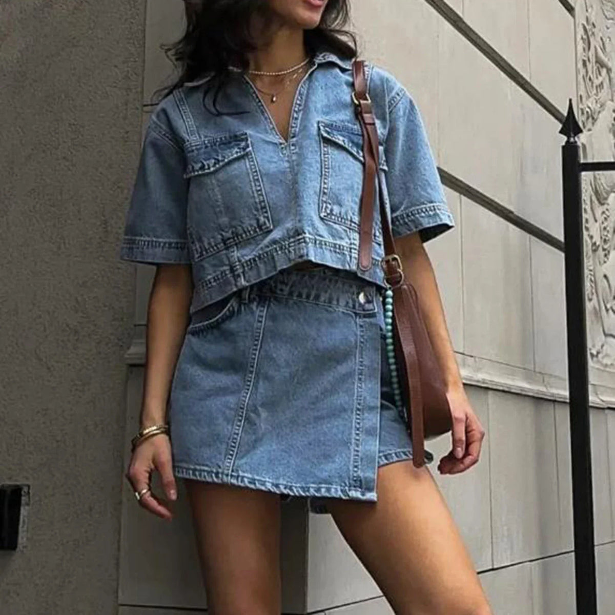 Elani - Komplet damski dwuczęściowy | Krótka kurtka, dopasowana spódnica | Miejski styl streetwear