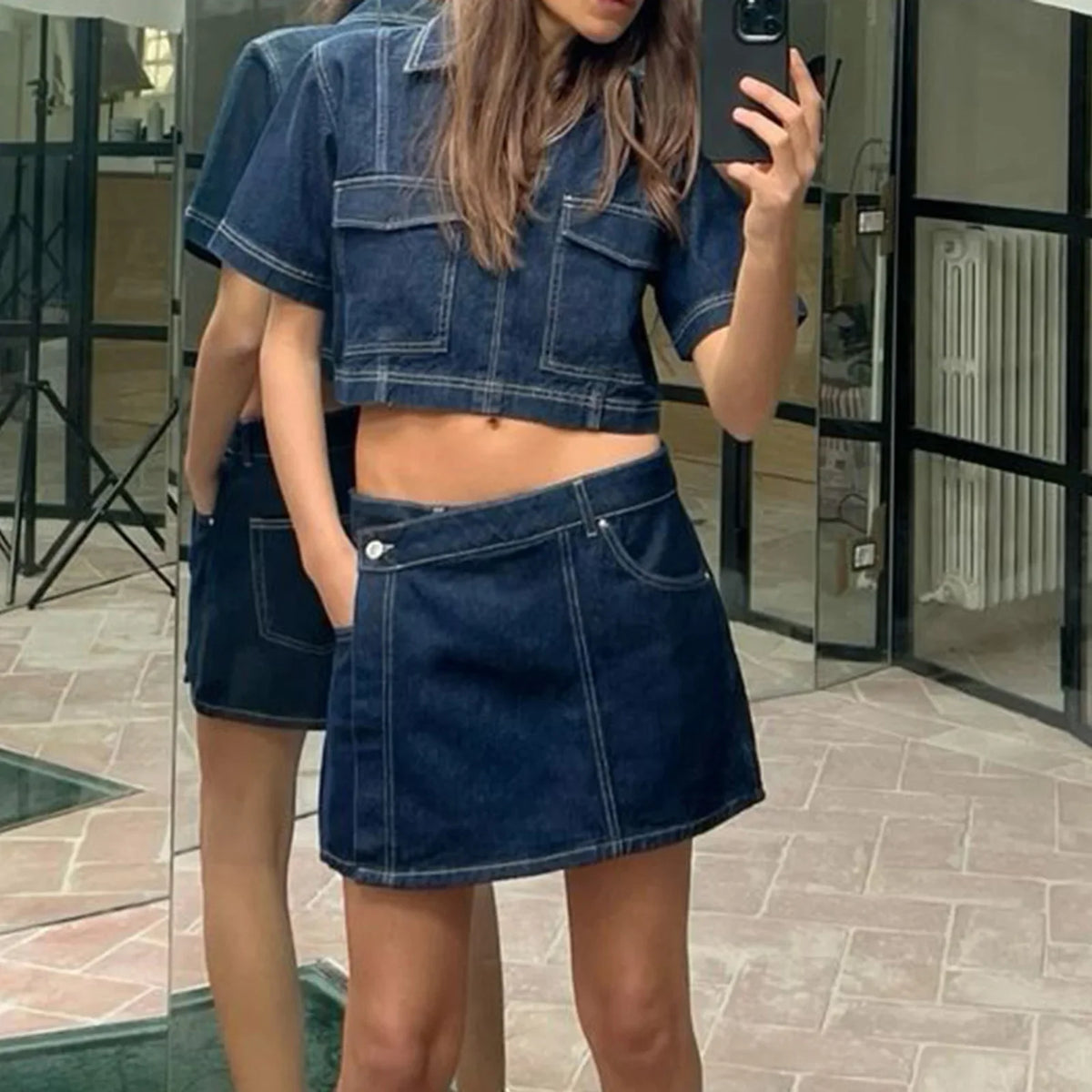 Elani - Komplet damski dwuczęściowy | Krótka kurtka, dopasowana spódnica | Miejski styl streetwear