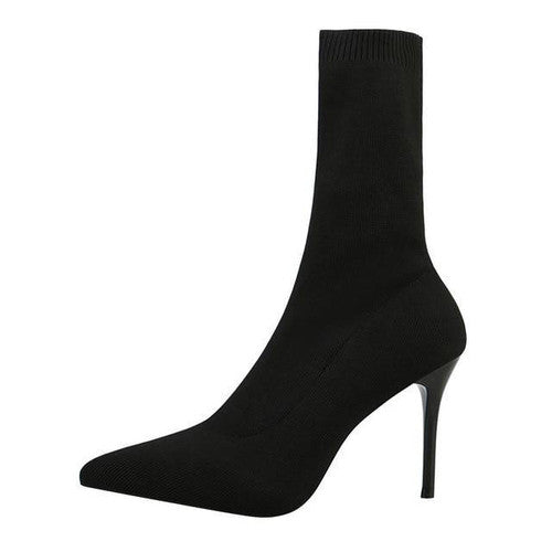 Buty damskie na obcasie | zamknięty nosek, 7 lub 9 cm
