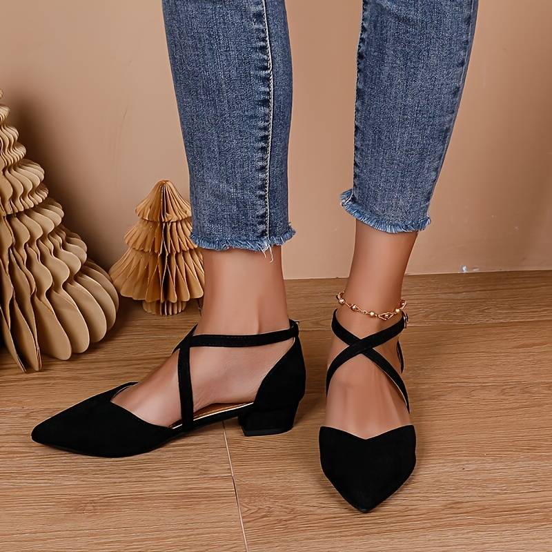 Buty damskie płaskie | ostry nosek, regulowany pasek