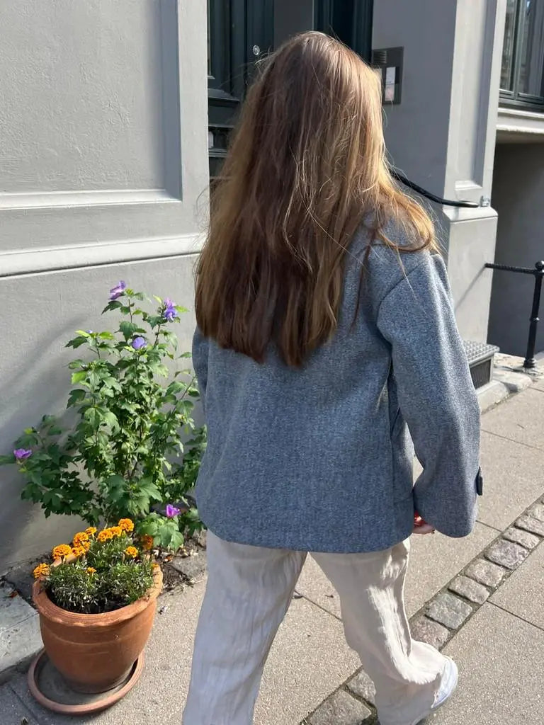 Alina - Płaszcz damski z podwójnym zapięciem | Dopasowany krój, elegancki kołnierz | Klasyczny styl na jesień