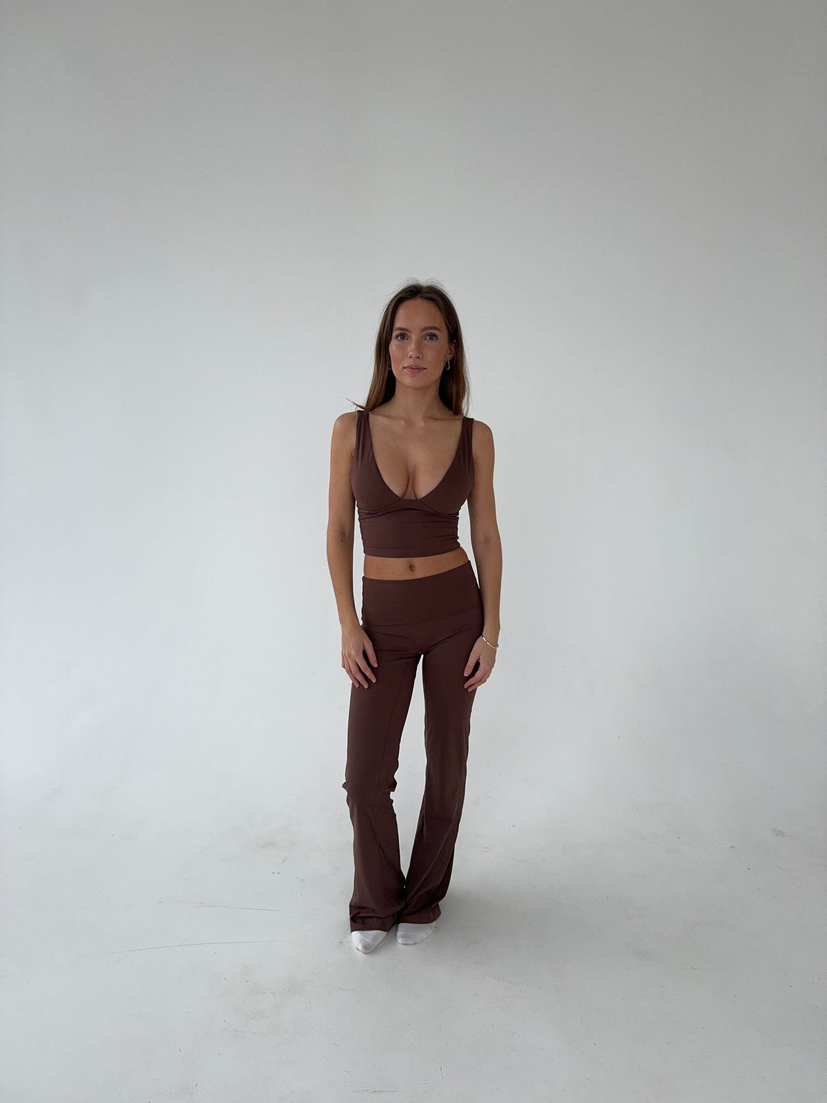 Komplet damski | crop top, rozszerzane nogawki