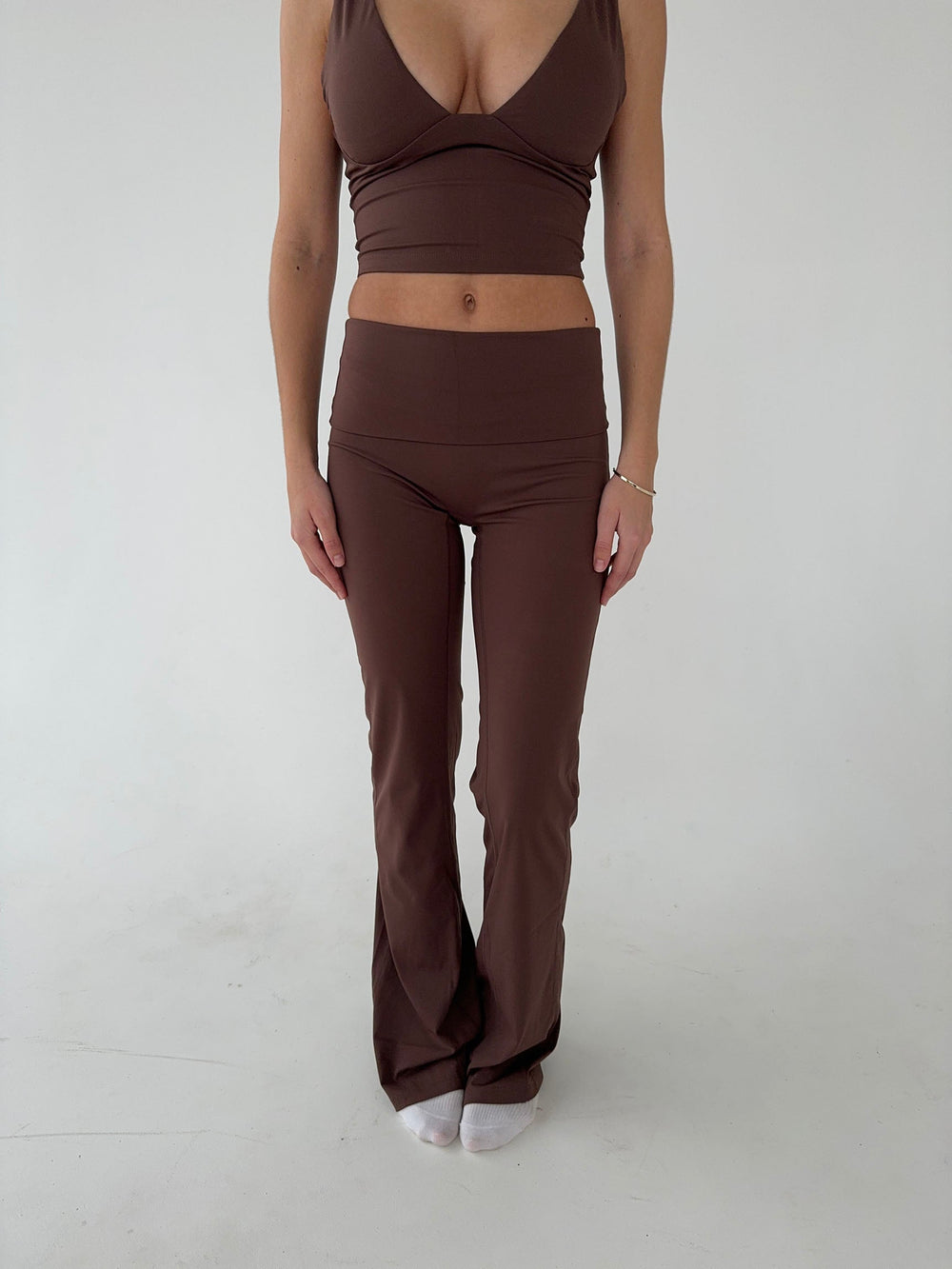 Komplet damski | crop top, rozszerzane nogawki