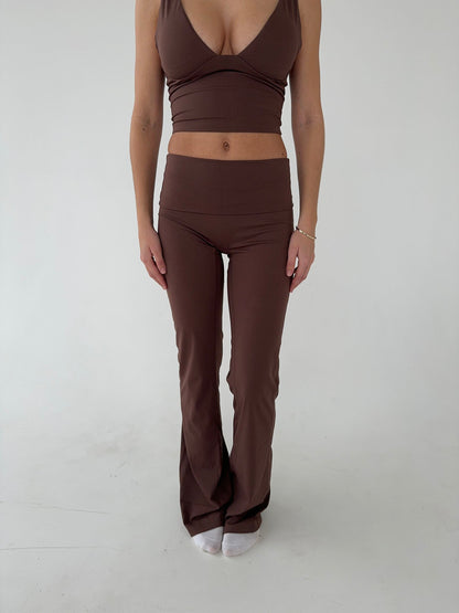Komplet damski | crop top, rozszerzane nogawki