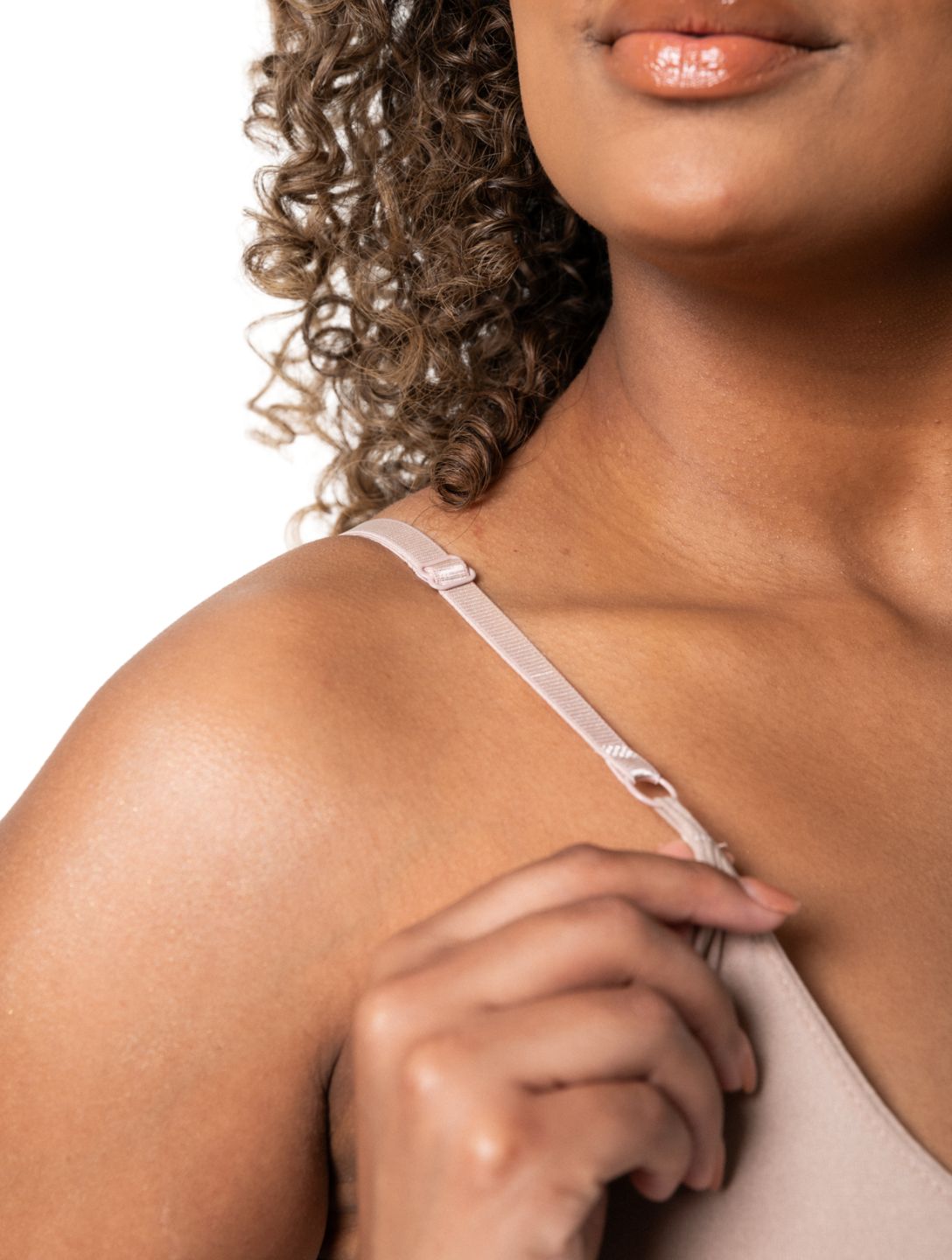 Body modelujące | bezszwowe, regulowane ramiączka