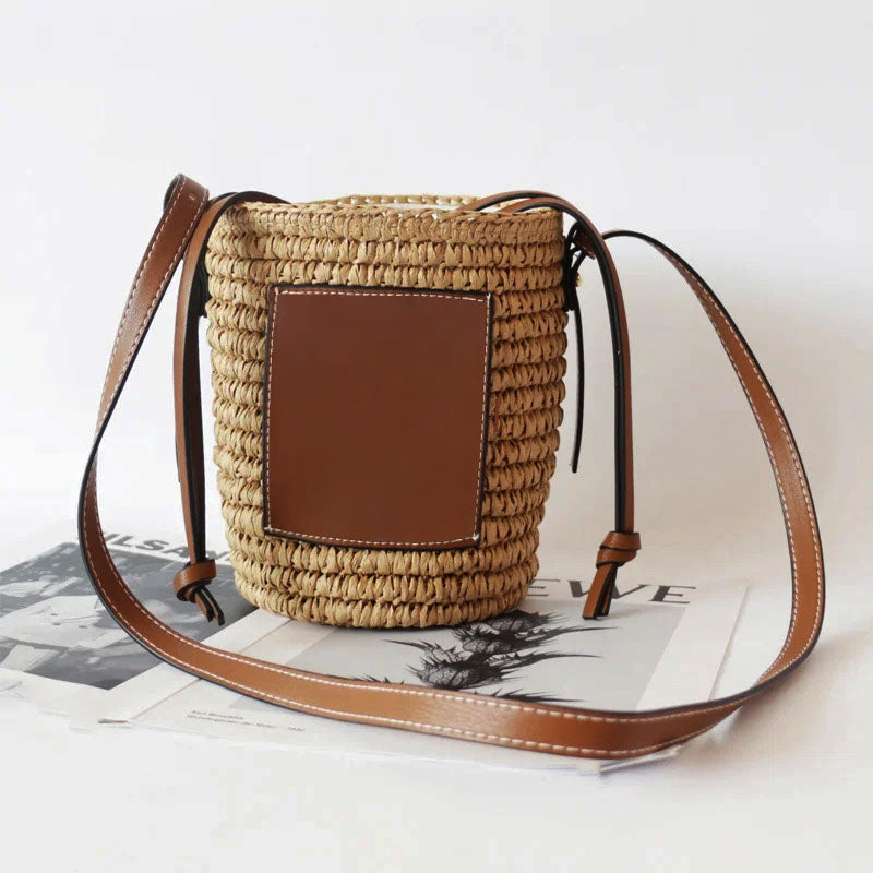 Torebka damska okrągła | pleciona struktura